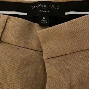 Banana Republic Sloan fit pants (size 6)